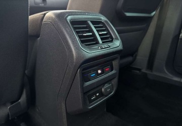 Volkswagen Tiguan II SUV 2.0 TDI 150KM 2019 Volkswagen Tiguan 2,0TDI Full Led BlisLine.Assist Kamery360 Gwarancja Supe, zdjęcie 21