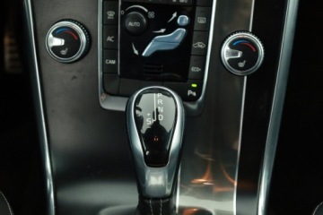 Volvo XC60 I SUV Facelifting 2.0 D3 DRIVE-E 150KM 2016 Volvo XC60 D3, Automat, Skóra, Navi, Xenon, zdjęcie 15