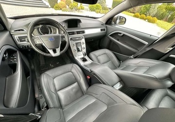 Volvo V70 III Kombi Facelifting 2.0 D4 DRIVE-E 181KM 2015 Volvo V70 2.0D4 Summum Full Opcja Xenon Szyber Nordic Serwis Zadbane 1-wla, zdjęcie 4