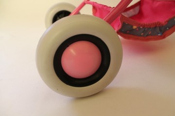 КОЛЯСКА ДЛЯ ПОЛЬСКОЙ КУКЛЫ С СУМКОЙ, РОЗОВАЯ, КРАСНАЯ. СЕРЫЙ