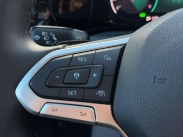 Volkswagen Golf VIII Variant 1.5 eTSI 150KM 2021 Volkswagen Golf mHev, Ladowarka indukcyjna, Head-Up, ACC, APP, Asystenci, zdjęcie 19