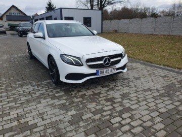 Mercedes Klasa E W213 Kombi 2.0 220d 194KM 2016 Mercedes E 220 2.0d 194KM W213 Automat Raty, zdjęcie 8