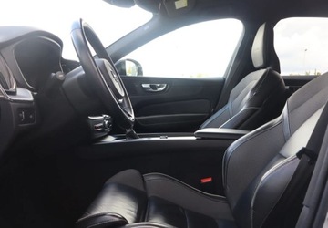 Volvo XC60 II Crossover T5 250KM 2019 Volvo XC 60 T5 Benzyna 250KM R-Design I wlasciciel Salon PL Gwarancja FV23, zdjęcie 13
