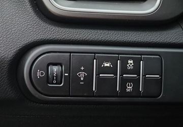 Kia Ceed III Hatchback 1.0 T-GDi 120KM 2020 Kia Ceed SalonPL FV23 Czujniki tyl Grupa Adamowscy Benzyna 120KM, zdjęcie 12