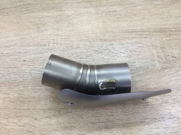 Переходник, соединитель трубы коллектора для Suzuki GSXR 1000 L2 L3 1000 2012-2023