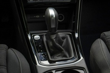 Volkswagen Touran III 1.5 TSI EVO 150KM 2024 Volkswagen Touran Highline 1.5 TSI EVO 150 KM DSG, zdjęcie 16