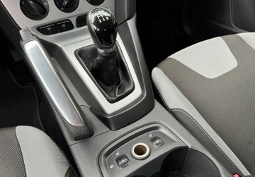 Ford Focus III Kombi 1.6 Duratec 125KM 2012 Ford Focus Zadbany 1.6 Benzyna 125KM, zdjęcie 31