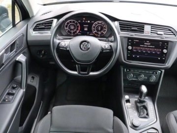Volkswagen Tiguan II SUV 2.0 TSI 180KM 2017 VW Tiguan 2.0 TSI, Salon Polska, 1. Właściciel, zdjęcie 6
