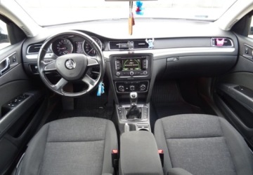 Skoda Superb II Sedan 1.6 TDI CR DPF 105KM 2013 Skoda Superb 1.6tdi,klima,alu,zarejestrowan 1.6 Diesel 105KM, zdjęcie 6