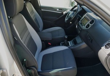 Volkswagen Tiguan I SUV Facelifting 2.0 TDI CR DPF BlueMotion 177KM 2013 Volkswagen Tiguan Volkswagen Tiguan 2.0 TDI DPF 4Motion BlueMotion Technol, zdjęcie 20