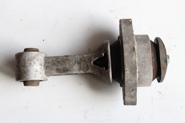 HYUNDAI I30 II 1.6 CRDI UCHYCENÍ ULOŽENÍ MOTORU