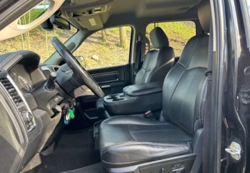 Dodge Ram IV 5.7 V8 390KM 2018 Dodge RAM Dodge RAM 5.7 4x4 5.7 Benzyna 390KM, zdjęcie 6