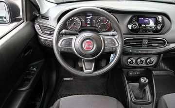 Fiat Tipo II Sedan Facelifting 1.0 T3 Turbo 100KM 2022 Fiat Tipo 1.0 T3 Life 2022 SalonPL Gwarancja od RiA Benzyna 100KM, zdjęcie 17