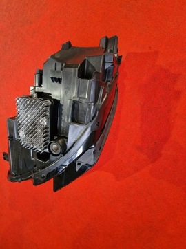 ФОНАРЬ ПЕРЕДНЯЯ ПРАВАЯ AUDI RS3 MATRIX FULL LED № 8YO941036R