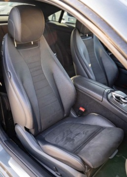 Mercedes Klasa E W213 Cabrio 2.0 200 184KM 2018 Mercedes-Benz Klasa E Mercedes-Benz Klasa E W213 2.0 4Matic 184KM AMG-Line, zdjęcie 16