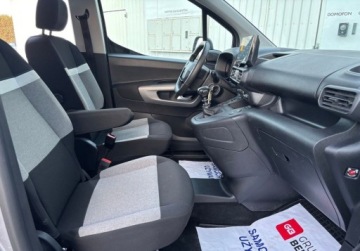 Citroen Berlingo III Osobowy M Facelifting 1.5 BlueHDi 102KM 2024 Citroen Berlingo 1.5 BlueHDi 100KM Plus XL Pakiet Komfort i Style KameraSa, zdjęcie 16