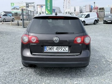 Volkswagen Passat B6 Variant 1.8 TSI 160KM 2008 Volkswagen Passat Variant 1.8 TSI 160KM Highline, zdjęcie 7