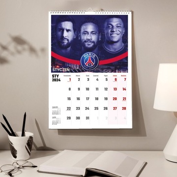 НАСТЕННЫЙ КАЛЕНДАРЬ НА 2024 ГОДУ ЛЕО МЕССИ ПСЖ НЕСКОЛЬКО ДОСОК А4