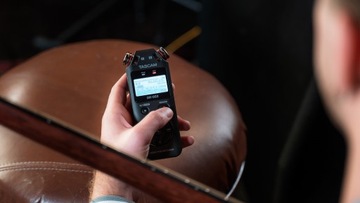 Рекордер Tascam DR-05X с аудиоинтерфейсом USB