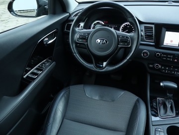 Kia Niro I Crossover 1.6 GDi Hybrid 141KM 2019 Kia Niro Hybrid, Salon Polska, 1. Właściciel, zdjęcie 6