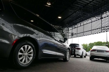 Chrysler Pacifica II 3.6 V6 291KM 2018 Chrysler Pacifica Touring L 3.6L V6 291KM MenuPL StowN Go Kamera 7os. LED, zdjęcie 36