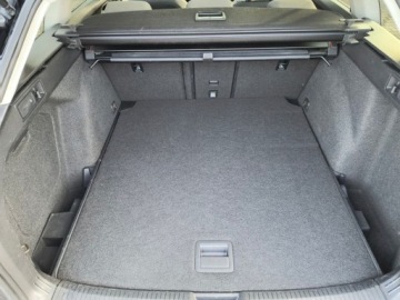 Volkswagen Golf VIII Alltrack 2.0 TDI 200KM 2022 Volkswagen Golf Alltr. 4Mot. ASO 2.0TSI 200KM bezwypadkowy pakiety panoram, zdjęcie 18