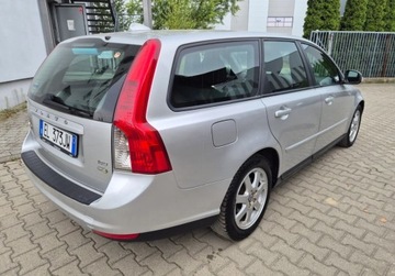Volvo V50 1.6 DRIVe 109KM 2009 Volvo V50 lift 1.6D bez rdzy Klima Elektryka Serwis do konca 1.6 Diesel, zdjęcie 3