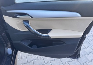 BMW X1 F48 Crossover sDrive 18i 140KM 2017 BMW X1 bezwypadekserwis aso1wlascicieljak nowa 1.5 Benzyna 140KM, zdjęcie 24