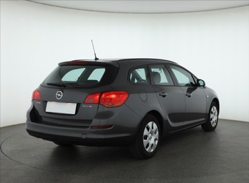 Opel Astra J Sports Tourer 1.4 Twinport ECOTEC 100KM 2011 Opel Astra 1.4 16V, GAZ, Klima, zdjęcie 4