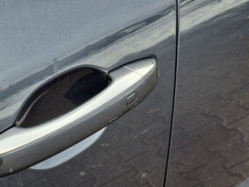 Renault Megane IV GrandCoupe Facelifting 1.0 TCe 115KM 2022 Renault Megane Salon PL Benzyna LED Lift aut klimatyzacja Benzyna 116KM, zdjęcie 9