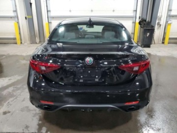 Alfa Romeo Giulia II Sedan Facelifting 2.0 Turbo 280KM 2020 Alfa Romeo Giulia 2020 r., 2,0L TI 2.0 Benzyna 280KM, zdjęcie 6