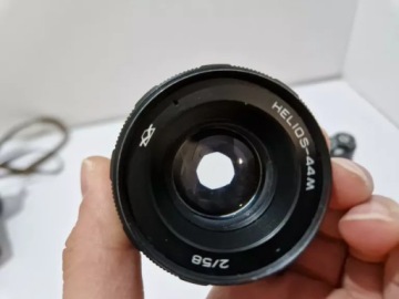 ТТЛ-КАМЕРА ЗЕНИТ С ФУНКЦИОНАЛЬНЫМ ОБЪЕКТИВОМ ГЕЛИОС 44-М 58MM/F2!