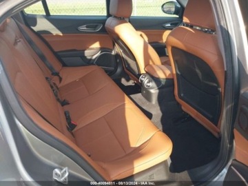 Alfa Romeo Giulia II Sedan 2.0 TBi 280KM 2019 Alfa Romeo Giulia 2019r., 2.0l, od ubezpieczalni 2.0 Benzyna 280KM, zdjęcie 7
