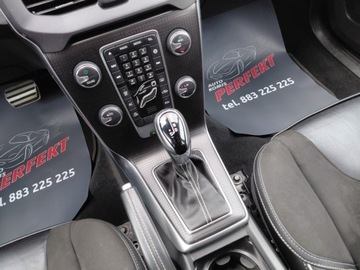 Volvo V40 II 2018 Volvo V40 R Design Automat Navi Kamera Led 1.5 Benzyna 122KM, zdjęcie 19