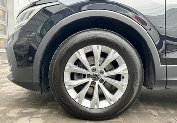 Volkswagen Tiguan II SUV Facelifting 1.5 TSI 150KM 2023 Volkswagen Tiguan Life Pakiet Comfort, FV 23, ACC, Kamera cofania, Keyles, zdjęcie 37
