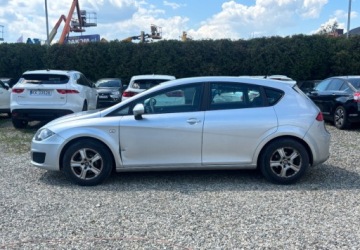 Seat Leon II 1.2 TSI 105KM 2011 Seat Leon Samochod krajowy 1.2 Benzyna 105KM, zdjęcie 1