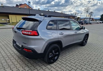 Jeep Cherokee V Terenowy 2.2 MJD 200KM 2016 Jeep Cherokee Jeep Cherokee 2.2 Multijet Active Drive I Automatik Night Ea, zdjęcie 7
