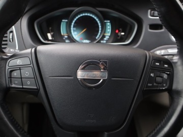 Volvo V40 II Hatchback 2.0 D3 150KM 2013 Volvo V40 Cross Country 2.0 D3, Salon Polska, zdjęcie 16