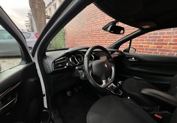 DS 3 Hatchback Facelifting 2016 1.2 PureTech 110KM 2016 Citroen DS3 Biala perla Klima Alu Kamera cofania Gwarancja w cenie Warszaw, zdjęcie 6