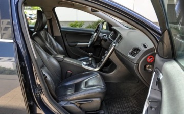 Volvo V60 I Kombi 2.0 D3 163KM 2011 Volvo V60 2,0d (163KM) Skory 2.0 Diesel 163KM, zdjęcie 10
