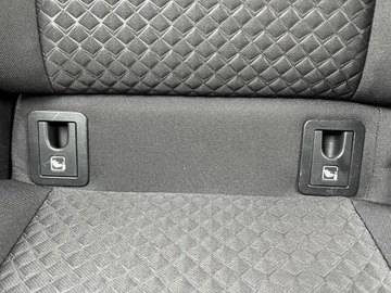 Toyota C-HR I Crossover Facelifting 1.8 Hybrid 122KM 2023 Toyota C-HR 1.8 Hybrid GPF Comfort, zdjęcie 27