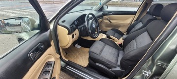 Volkswagen Passat B5 Kombi 2.8 30V 4motion 193KM 2002 VW PASSAT Variant (3B6) 2.8 4motion 193 KM, zdjęcie 22