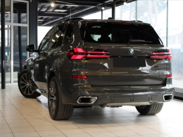BMW X5 G05 SUV Facelifting 3.0 30d 298KM 2026 xDrive30d M Sport 3.0 (298 KM)| Hak holowniczy, elektryczny, zdjęcie 4