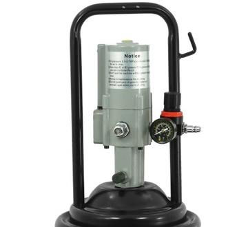 СМАЗОЧНЫЙ ПИСТОЛЕТ ПНЕВМАТИЧЕСКИЙ СМАЗОЧНЫЙ ПИСТОЛЕТ 15 Л АВТОМАТИЧЕСКИЙ 8 БАР + ШЛАНГ 4 М