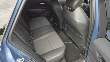 Toyota Corolla XII TS Kombi 1.8 Hybrid 122KM 2020 Toyota Corolla 2.0HSD 184KM Executive SalonPL, zdjęcie 13