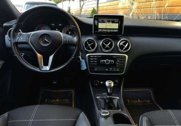 Mercedes Klasa A W176 Hatchback 5d 1.6 200 BlueEFFICIENCY 156KM 2014 Mercedes-Benz Klasa A 1.6 156 KM gwarancja 136 tys km bezwypadkowy ma, zdjęcie 33
