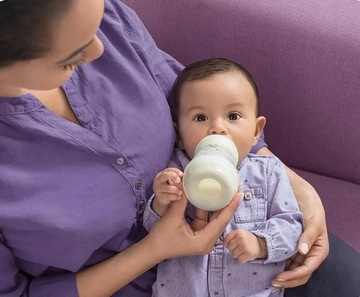 У МЕНЯ ЕСТЬ БУТЫЛКА АНТИКОЛИКИ ДЛЯ СТАРТА 260 МЛ ВМЕСТЕ ДЛЯ ДЕВУШКИ