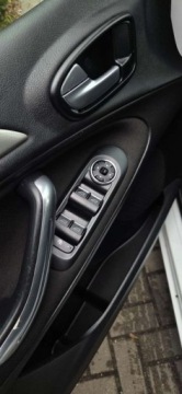 Ford S-Max I Van Facelifting 2.0 Duratorq TDCi DPF 140KM 2011 Ford S-Max 2.0TDCI 140KM Super Stan Import Raty Oplaty 2.0 Diesel, zdjęcie 21
