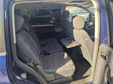Volkswagen Touran I 2.0 TDI 140KM 2005 Volkswagen Touran 2.0 TDI 136 KM, Automat DSG,, zdjęcie 24
