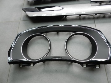 VW PASSAT B8 ДЕКОРАТИВНЫЕ НАКЛАДКИ 3G8858069B